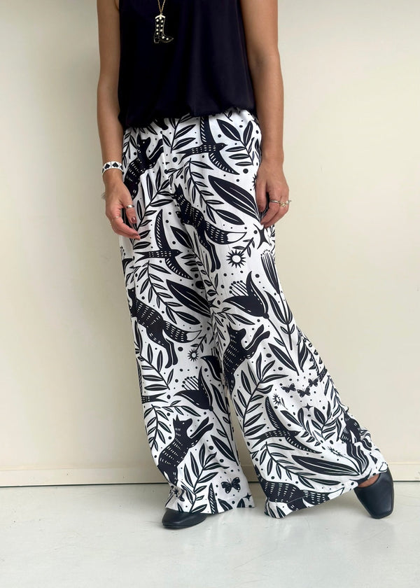 Liza Wolves Print Pants