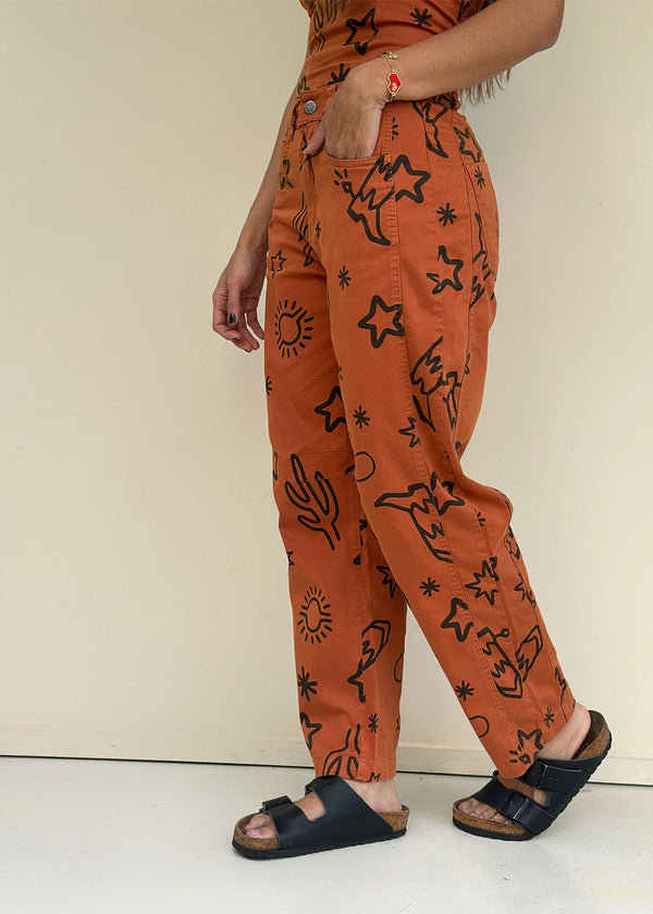 Alaya Terracotta Mid-Rise Barrel Pants with Side Seams